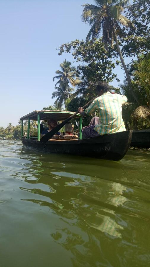 فندق The Blues Alappuzha المظهر الخارجي الصورة